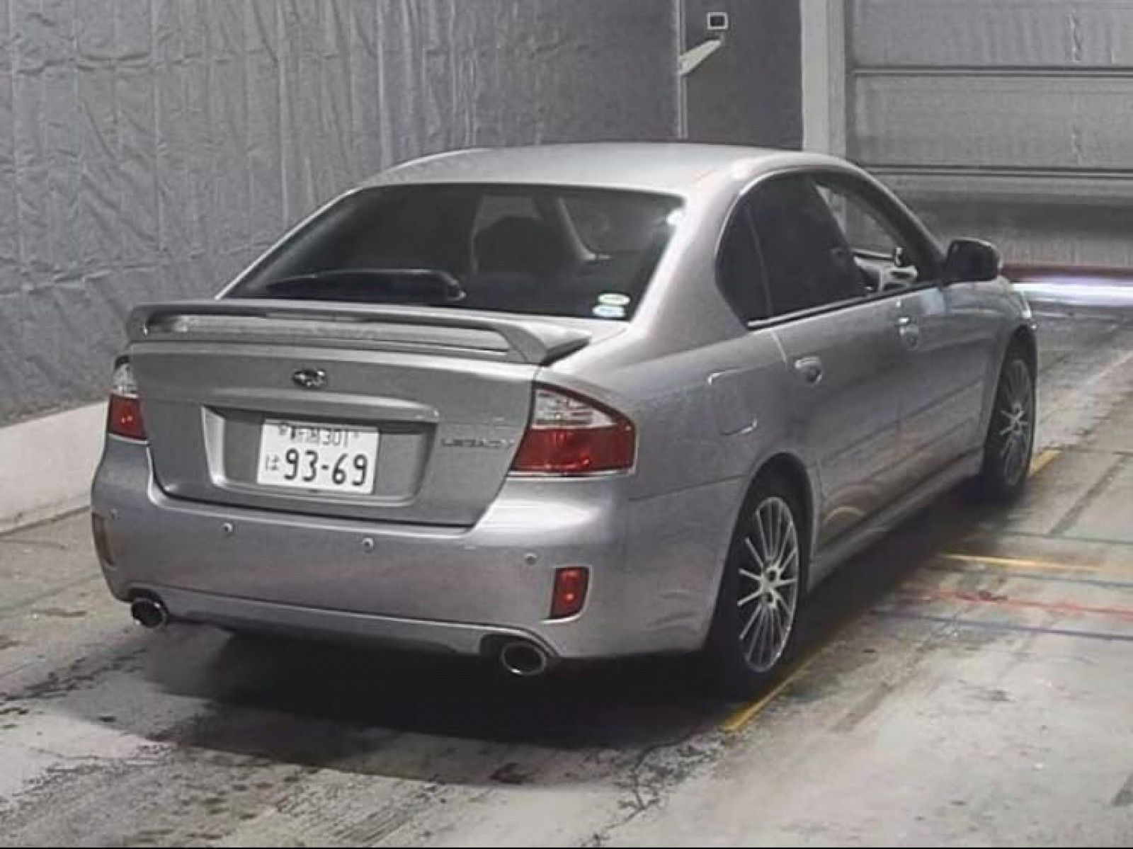 SUBARU LEGACY